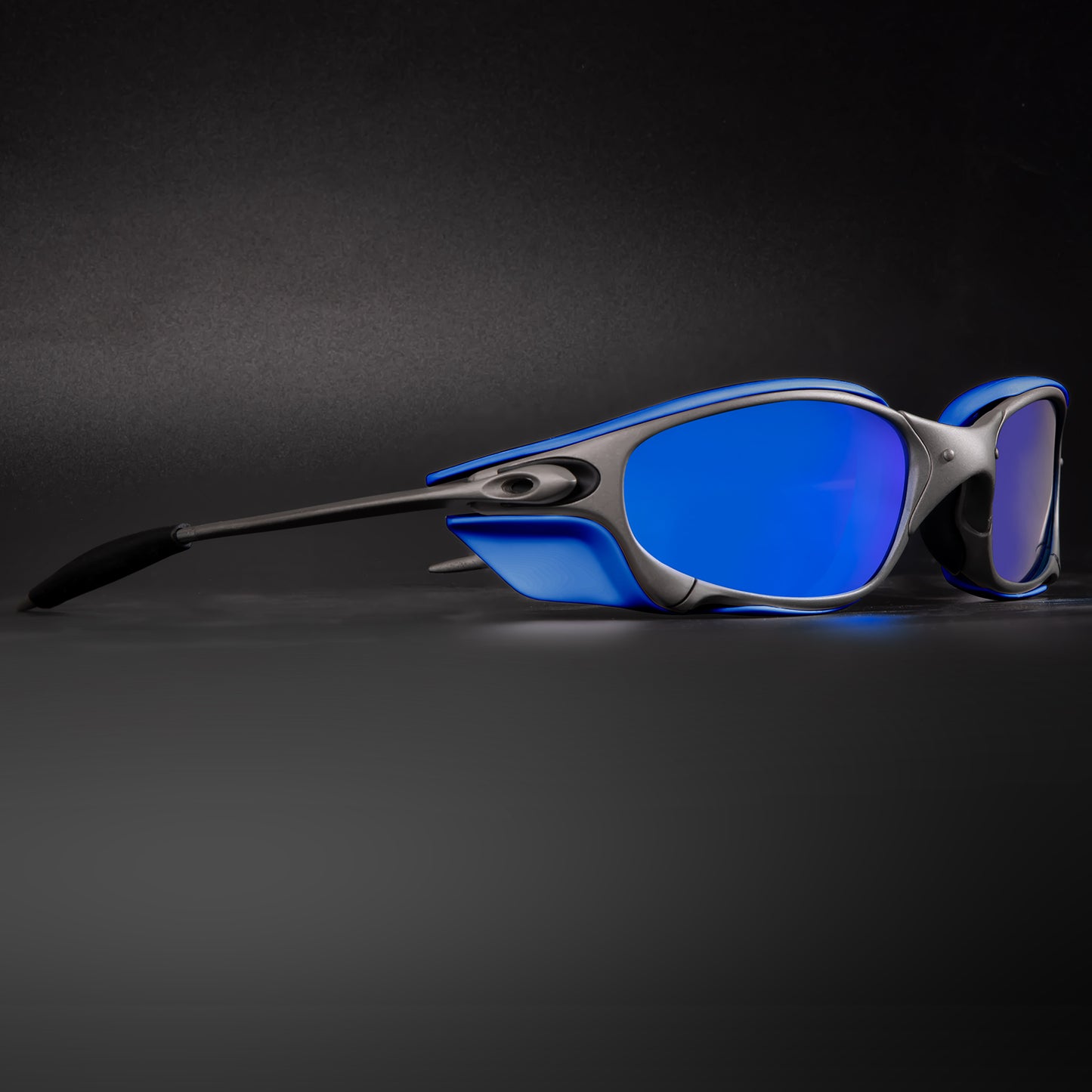 Oakley Penny + Sideblinder