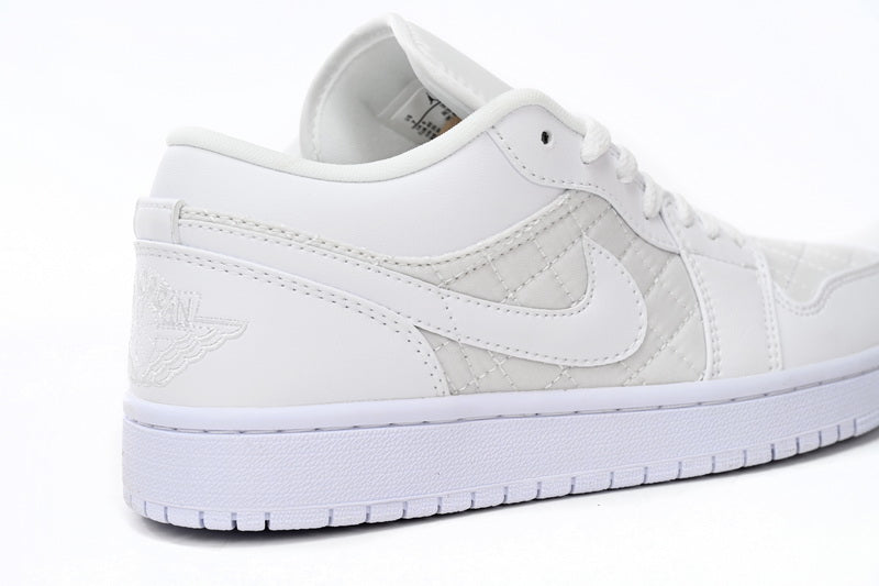 Air Jordan 1 Low Triple White